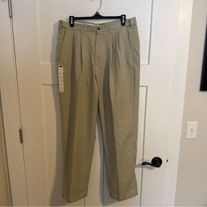 Haggar Men's Khaki Chinos